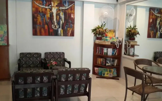 Patong Deli Hotel