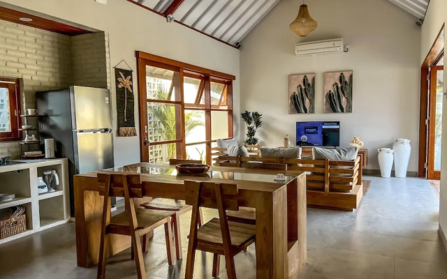 Moana Villa & Suites Bingin