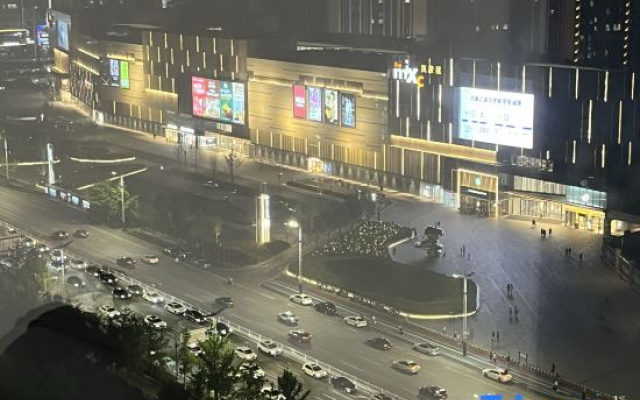 Yunguang Jianpan Audio-visual Homestay (Yantai University Wanxianghui)