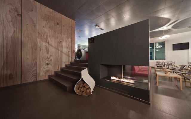 Wud Hotel