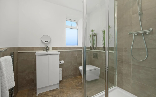 St Martins House Luxury Apts. Ruislip