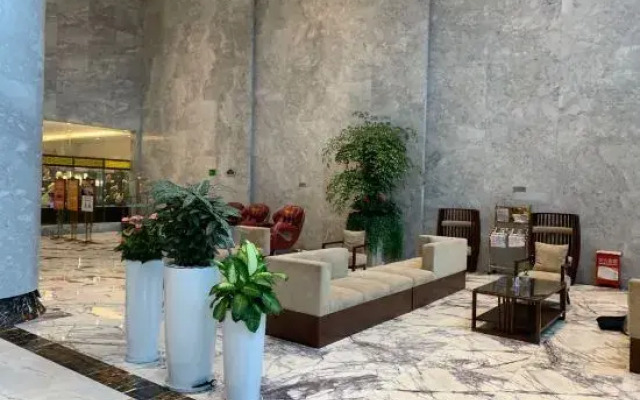 Vienna International Hotel (Wuhan Workers' Culture Palace Jiyuqiao Metro Station)