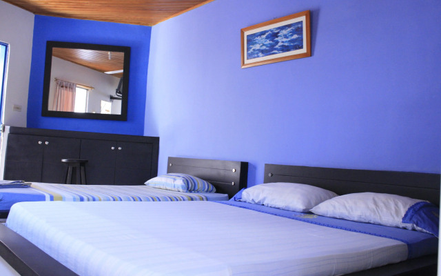 Hostal Techos Azules - Hostel