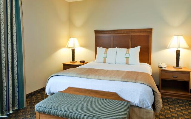 Holiday Inn Conference Center - Valdosta by IHG