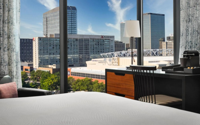 Hotel Distil, Autograph Collection