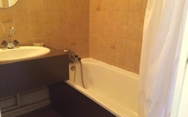Appartement Risoul, 1 pièce, 4 personnes - FR-1-330-543