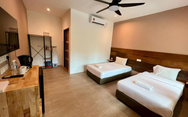 Casa Loma Resort – Guest Rooms – Langkawi