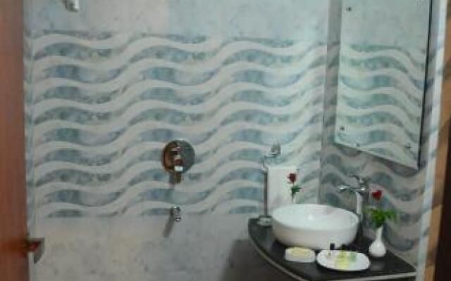 Hotel Om Palace Ajmer Road