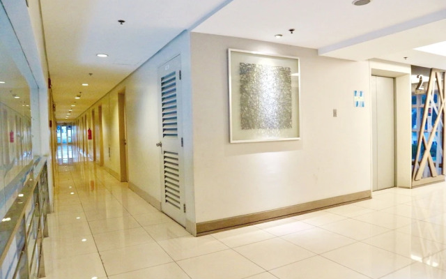 CondoDeal at Sea Residences
