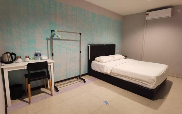 Oyo Home 90667 Chen Room Bs – Guest Rooms – Semporna