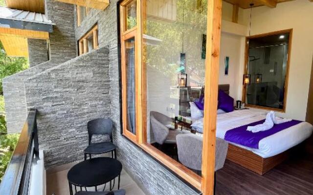 Hotel Heaven Bliss