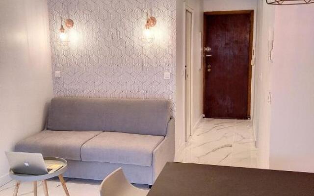 Grand studio 4****