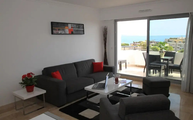 Apartment in Cote D'azur Near the Beach