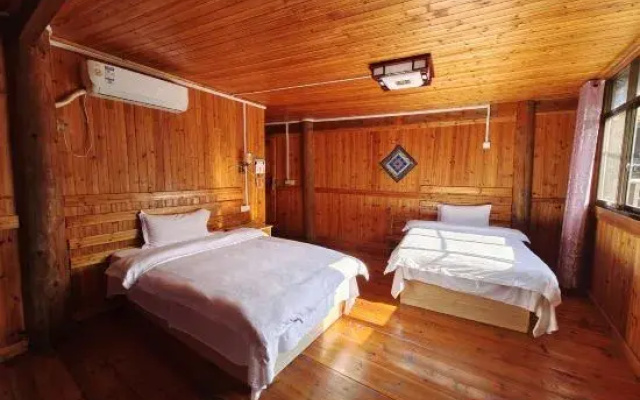 Dongzhai Xiangfeng Inn