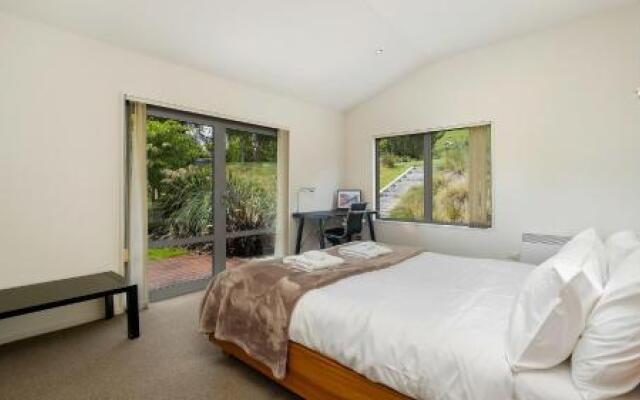 Amberley Retreat