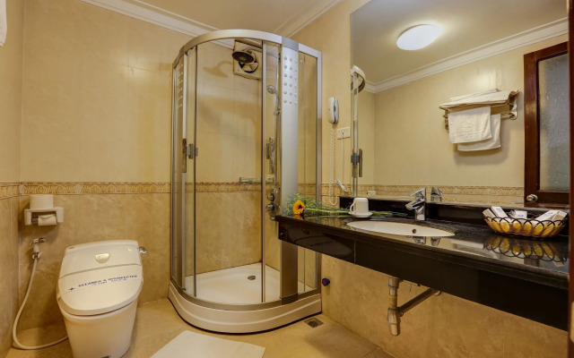 Hanoi Little Town Hotel