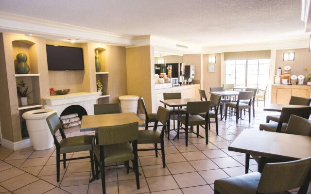 Travelodge by Wyndham Mobile