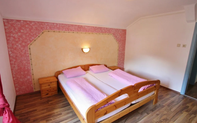 Comfortable Holiday Home Near Lake In Salzburg