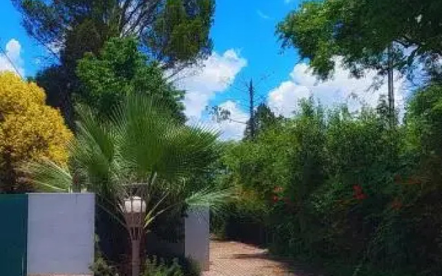 Clivia Lodge