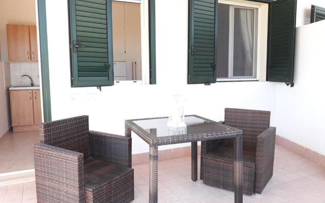 Residence Maresol Studio Apartment With Sea View