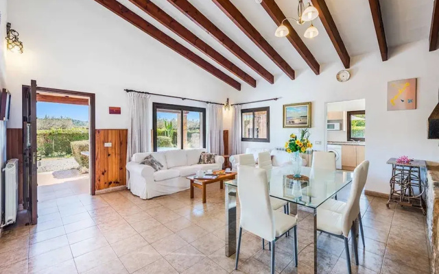 Villa - 3 Bedrooms with Pool and WiFi - 108764