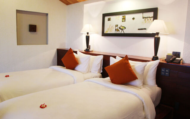 Vedana Lagoon Resort & Spa