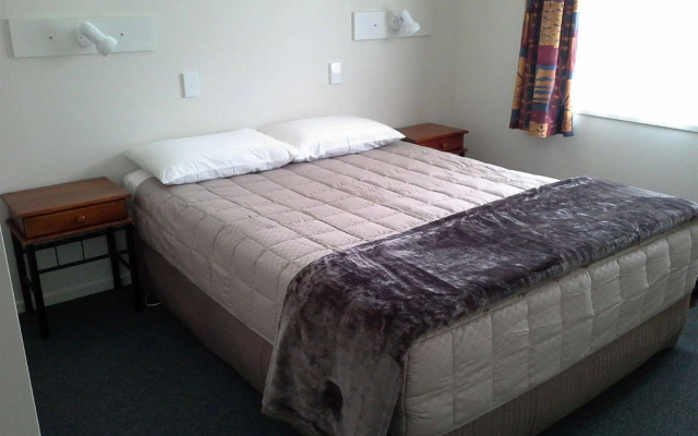 Westport Motels