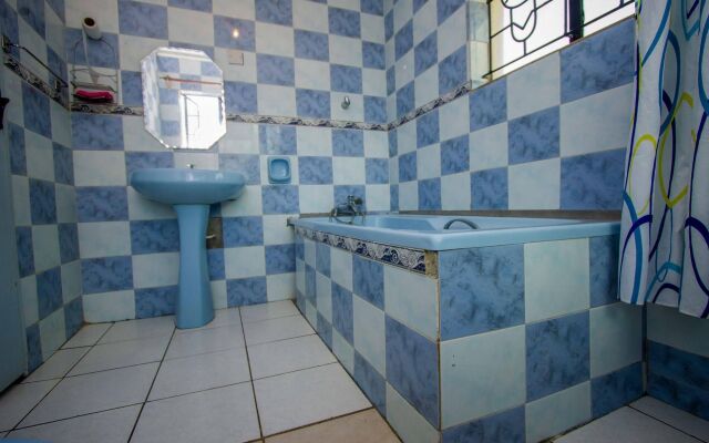 Nairobi Airport Rest House