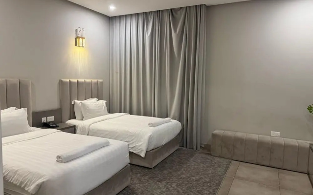 Eliana Hotel