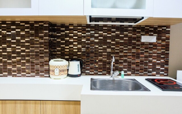Tree Park Studio Apartment near ICE BSD By Travelio