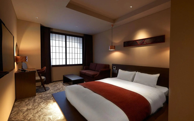 Minn Kanazawa
