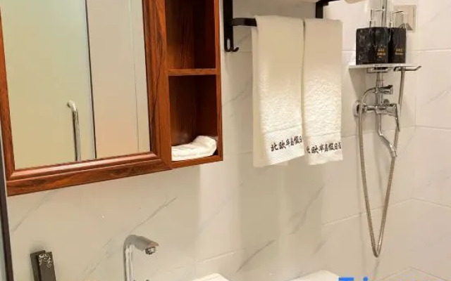 Nordic Peninsula Holiday Hotel(Zhuhai Jinwan International Airport)