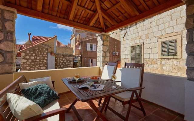 Hedera Estate, Hedera A22