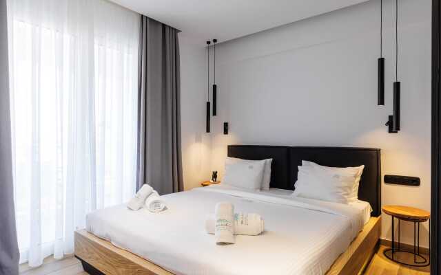 Kentro Luxury Suites