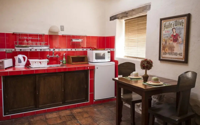 Perayoc Art & Luxury Bungalows