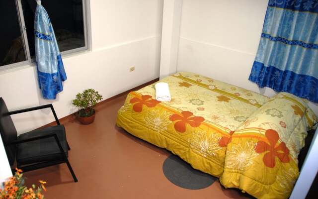 Quito Condor Hostal