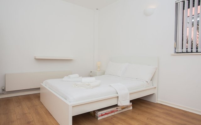 Modern 2 Bedroom Flat In West Ham