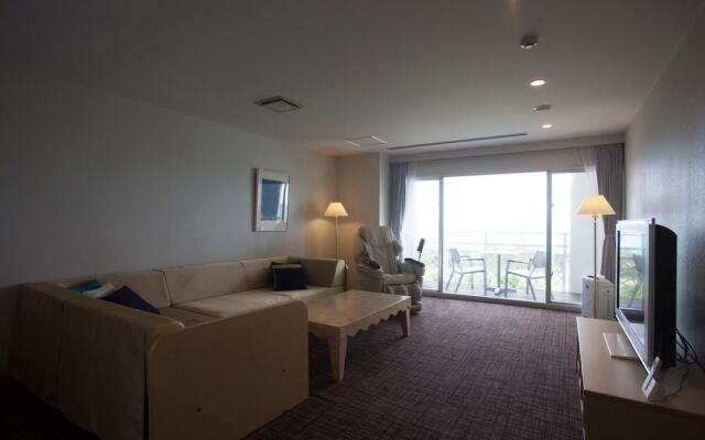 YYY CLUB iE RESORT