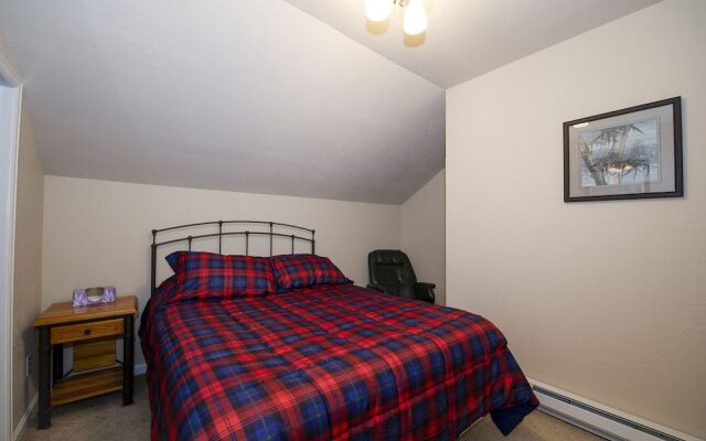 Base 9 #B103 by RedAwning