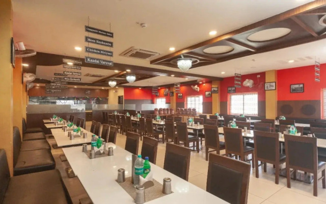 OYO 22300 Sri Ramachandra guest house