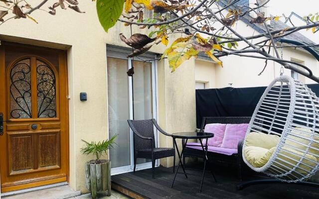 Studio dans lotissement calme, proche du centre