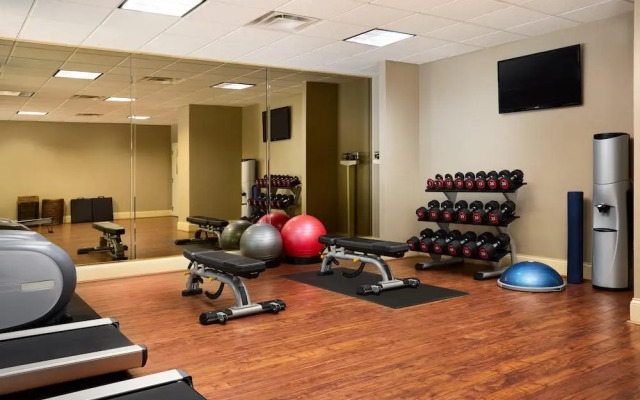 Holiday Inn Express & Suites Alpharetta - Windward Parkway