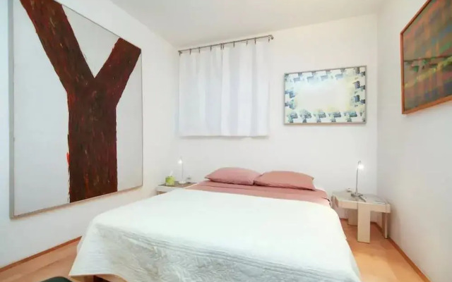 Apartment Top