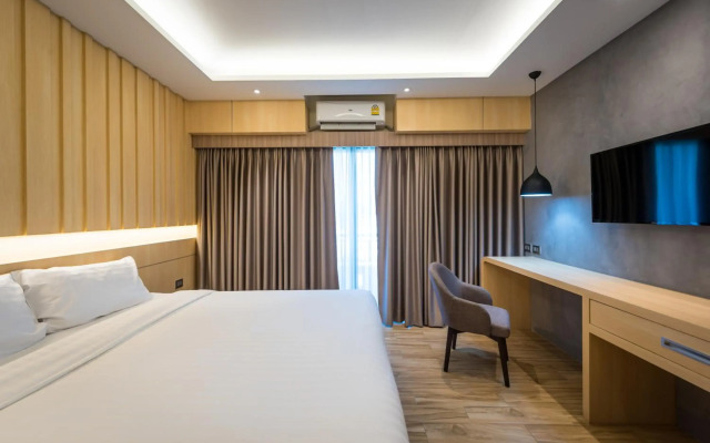 Nadee 10 Resort & Hotel