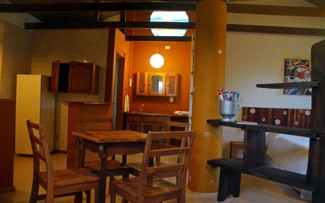 Pousada Estaleiro Village
