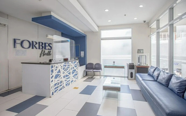 OYO 699 Forbes Hall