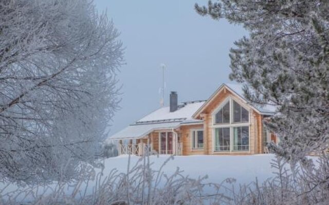 Luxury Cottage Laukkala