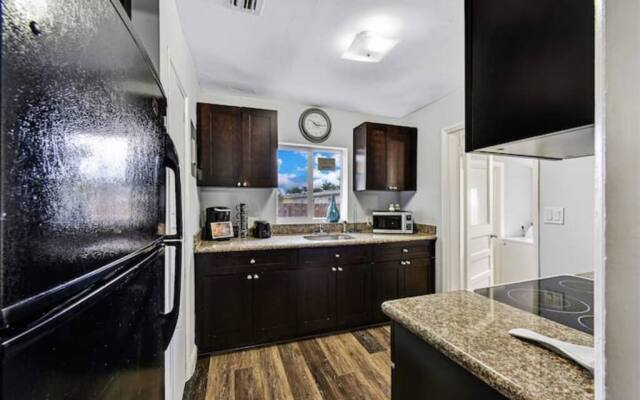 2908 Hollywood in Hollywood