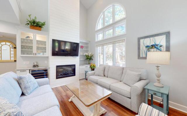 7621 Huntington Villas