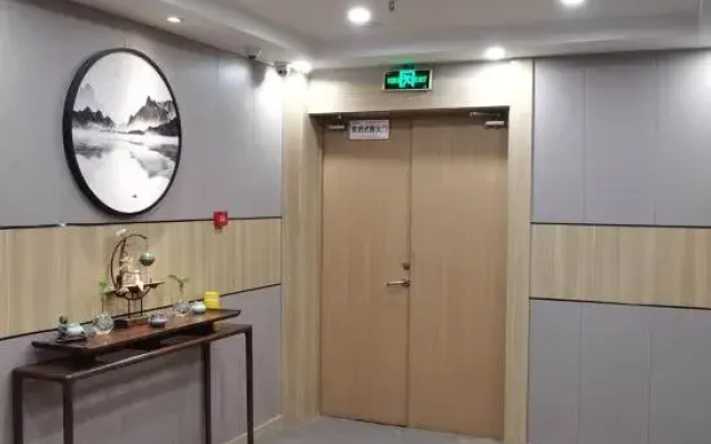 GreenTree Inn (Xinghua Yingwu South Road RT-Mart)